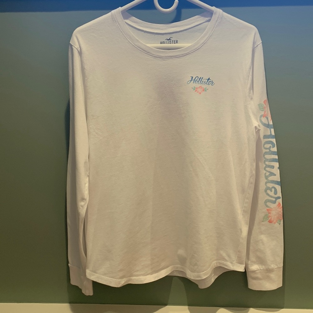 Hollister Logo Hibiscus Long Sleeve Tee